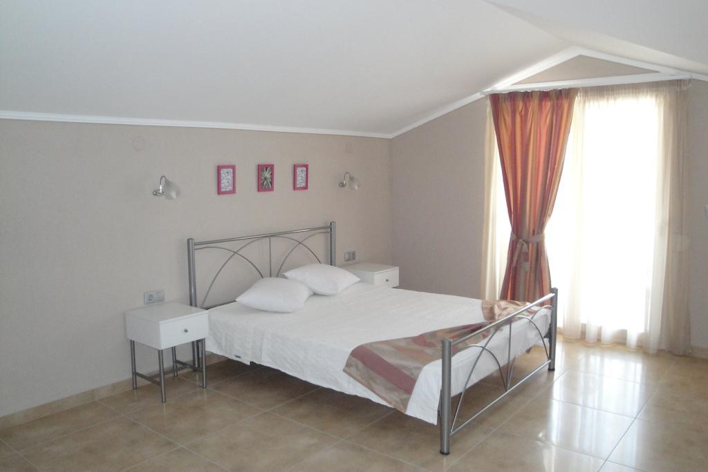 Amaryllis Studios Asprovalta Chambre photo